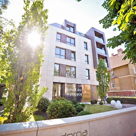 Grand - Prestigious Victoria